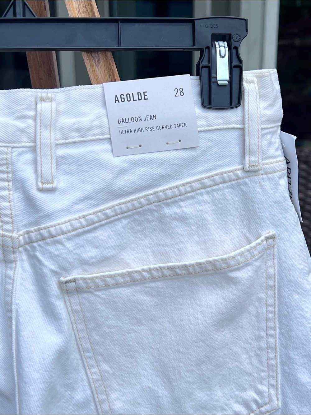 NWT AGOLDE Balloon Jean Ultra High Rise Curved Taper 28 Porcelain - Picture 3 of 8